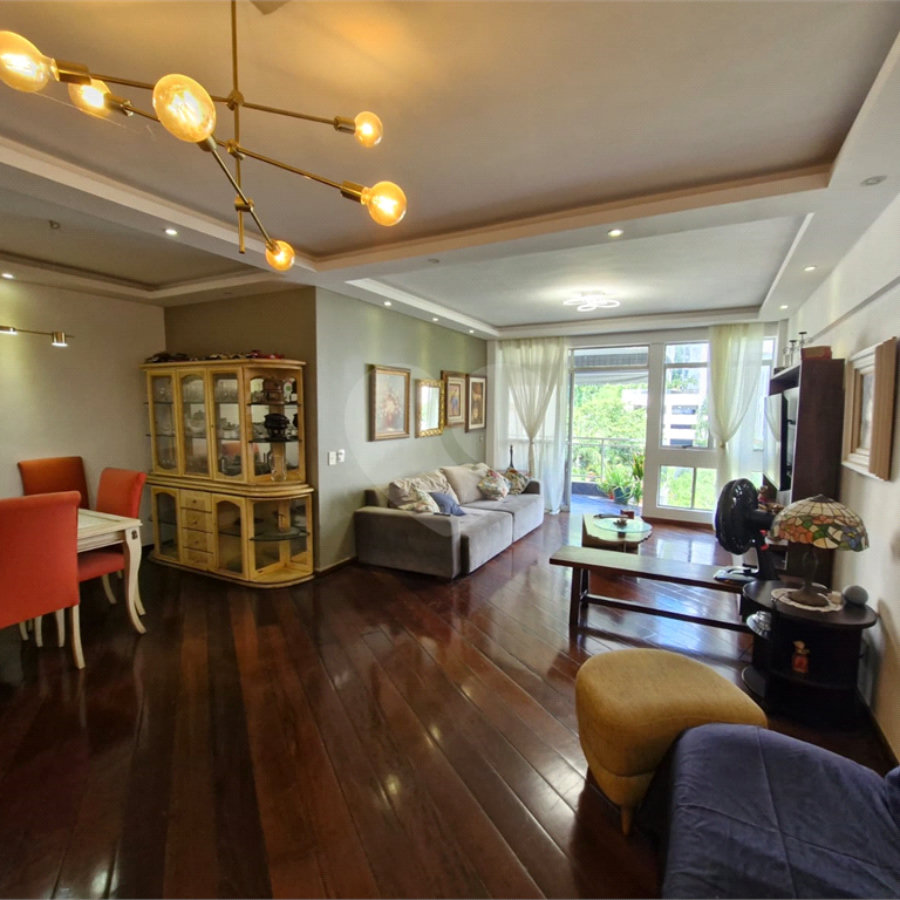 Apartamento à venda com 4 quartos, sendo 1 suíte, em Tijuca, Rio de Janeiro, RJ