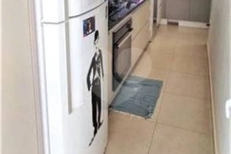Casa à venda com 3 quartos, sendo 1 suíte, no condomínio Vilagio Vista Real, Paulínia - SP