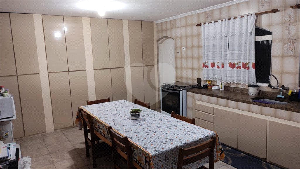 Sobrado à venda com 4 quartos em Vila Medeiros, São Paulo, SP