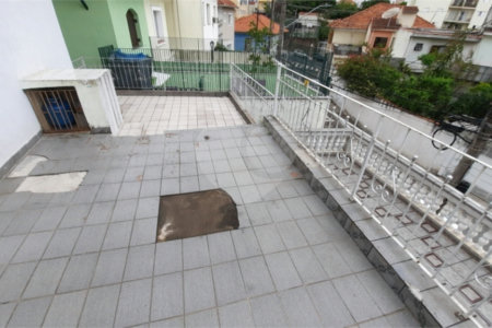 Sobrado à venda com 6 quartos, sendo 2 suítes, em Santana, São Paulo, SP
