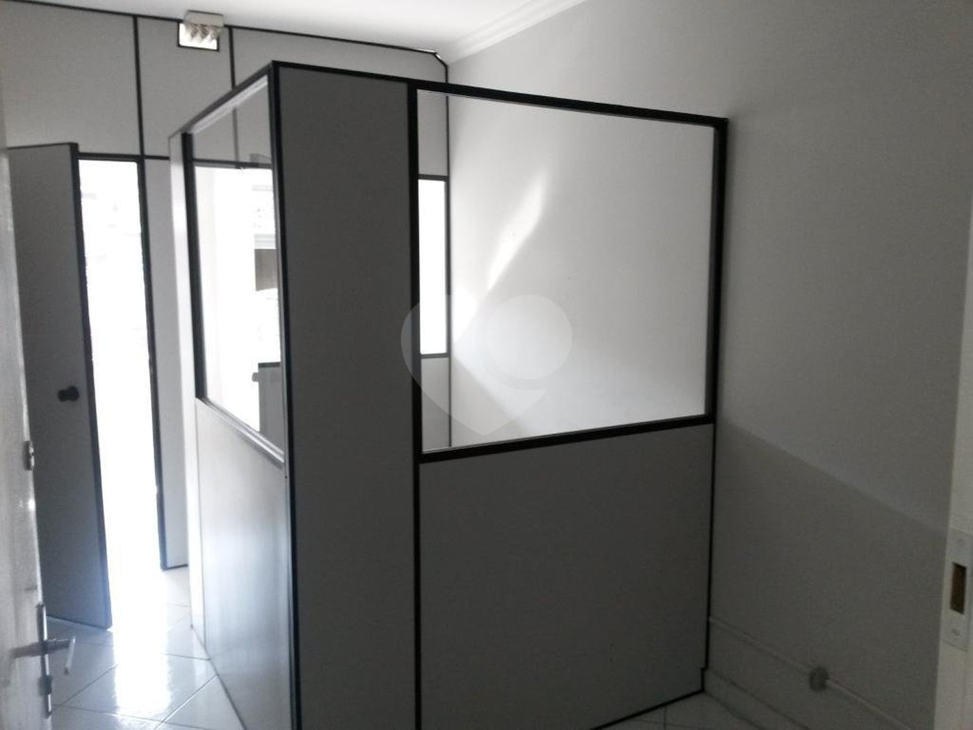Sobrado à venda com 15 quartos, sendo 3 suítes, em Tucuruvi, São Paulo, SP