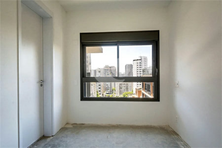 Apartamento à venda com 3 suítes em Campo Belo, São Paulo, SP