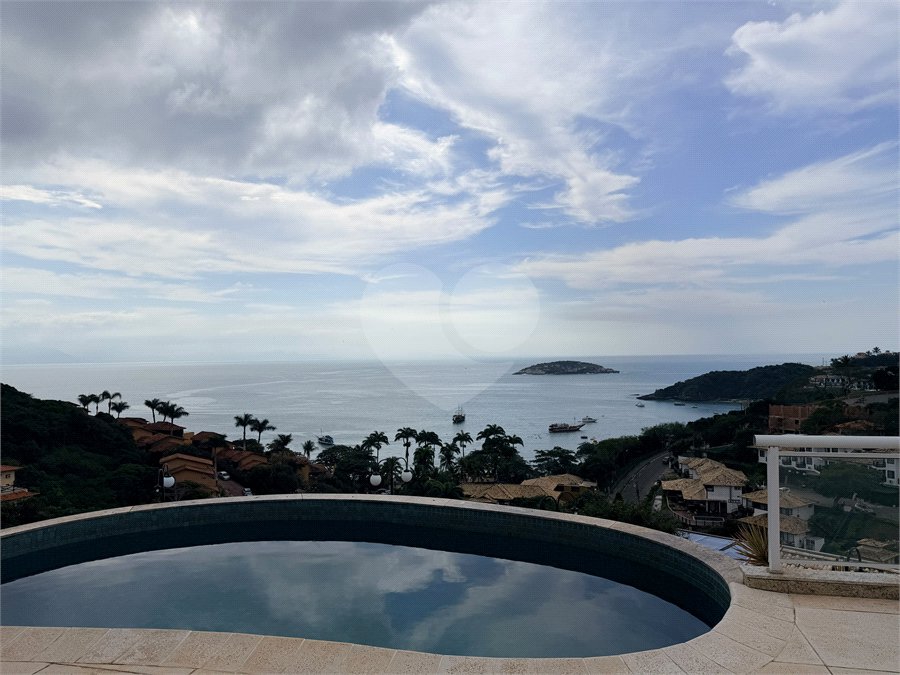 Casa à venda com 4 suítes em João Fernandes, Armação dos Búzios, RJ