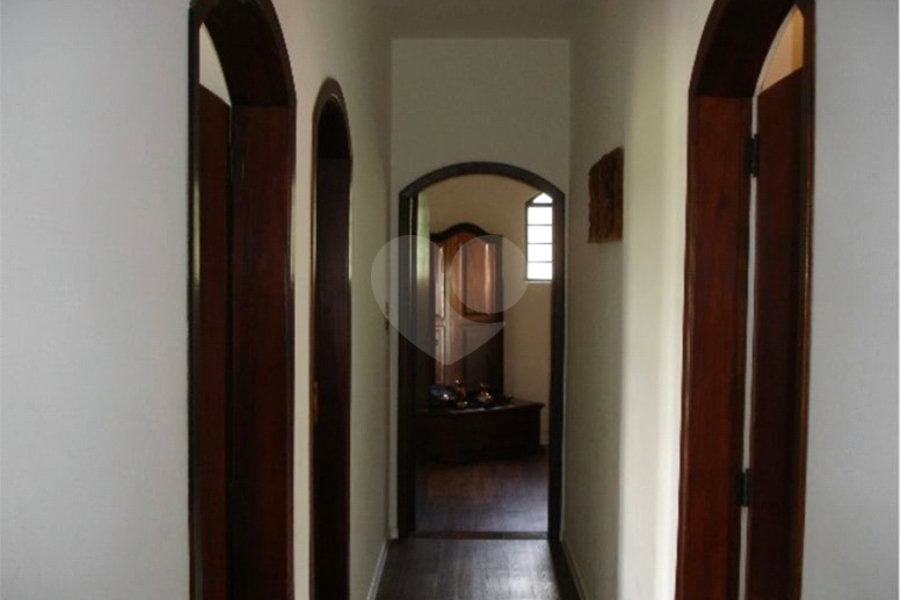 Chácara à venda com 6 quartos, sendo 2 suítes, no Centro, Serra Negra, SP