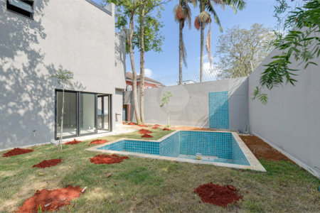 Casa à venda com 4 suítes no condomínio Reserva Robélia, São Paulo - SP