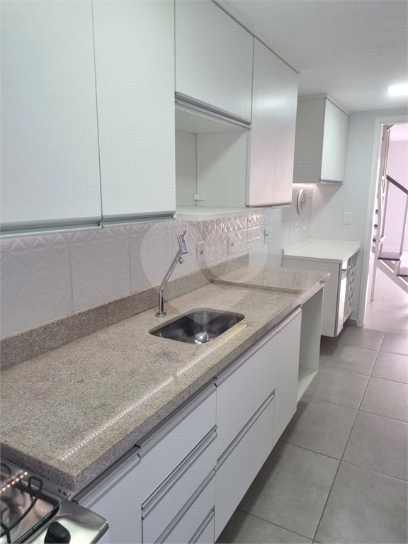 Cobertura à venda com 3 quartos, sendo 2 suítes, em Cachamorra, Rio de Janeiro, RJ