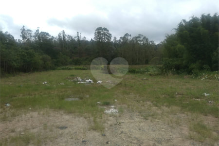 Terreno à venda em Cézar de Souza, Mogi das Cruzes, SP