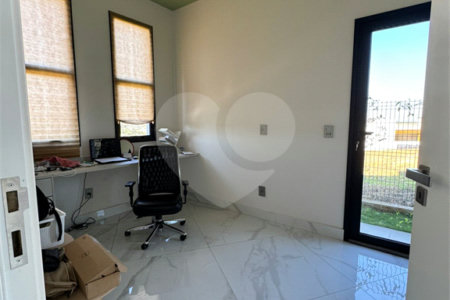 Casa à venda com 3 suítes no condomínio Reserva Central Parque, Salto - SP
