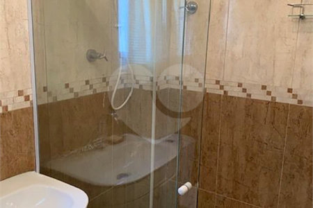 Sobrado à venda com 3 quartos em Vila Paulicéia, São Paulo, SP