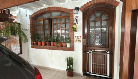 Casa à venda com 4 quartos, sendo 3 suítes,  no condomínio Village Bahamas, São Paulo - SP