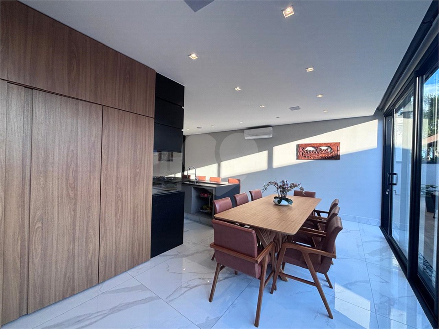 Casa à venda com 4 suítes no condomínio Alphaville Nova Esplanada 4, Votorantim - SP