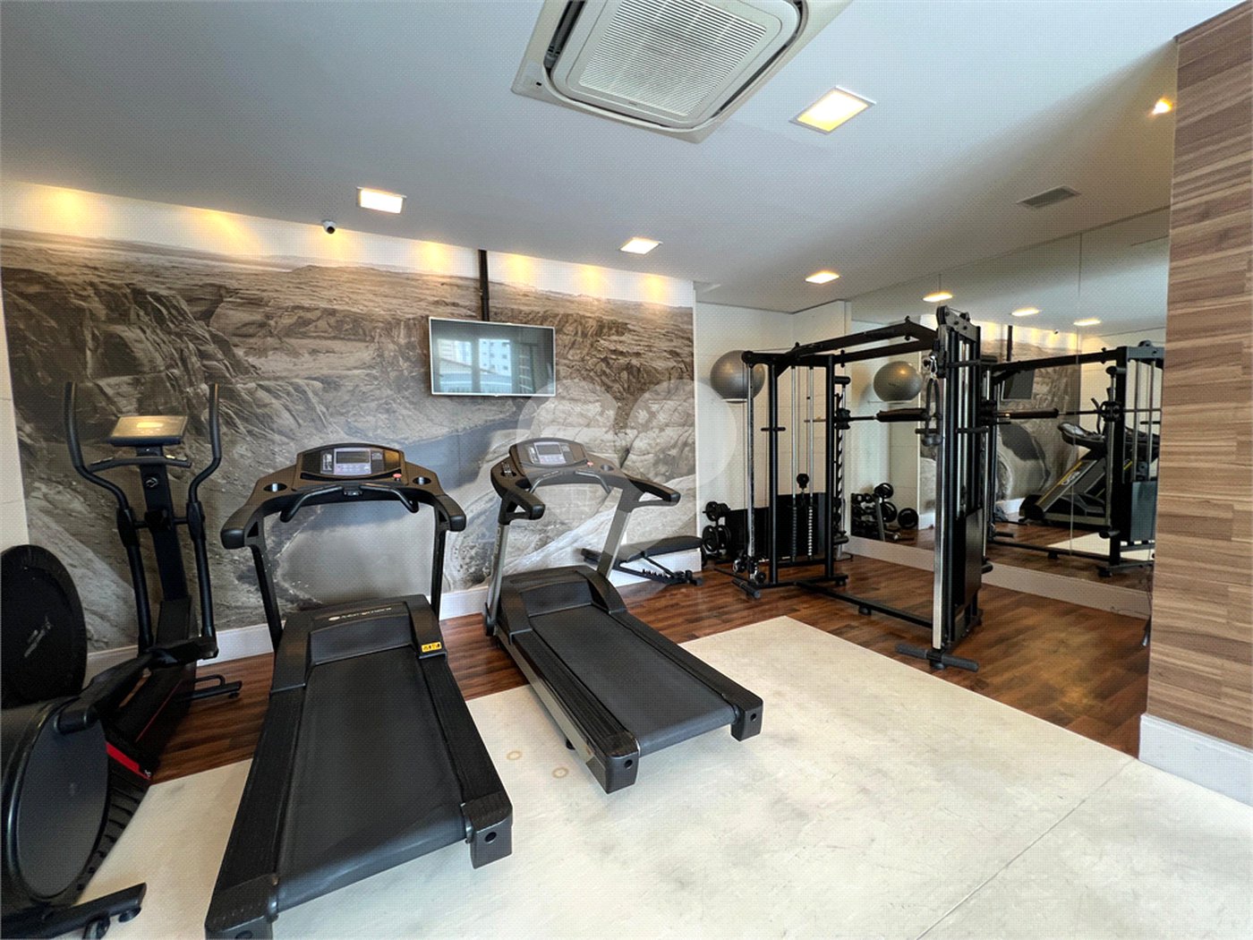 Apartamento à venda com 2 suítes em Santana, São Paulo, SP