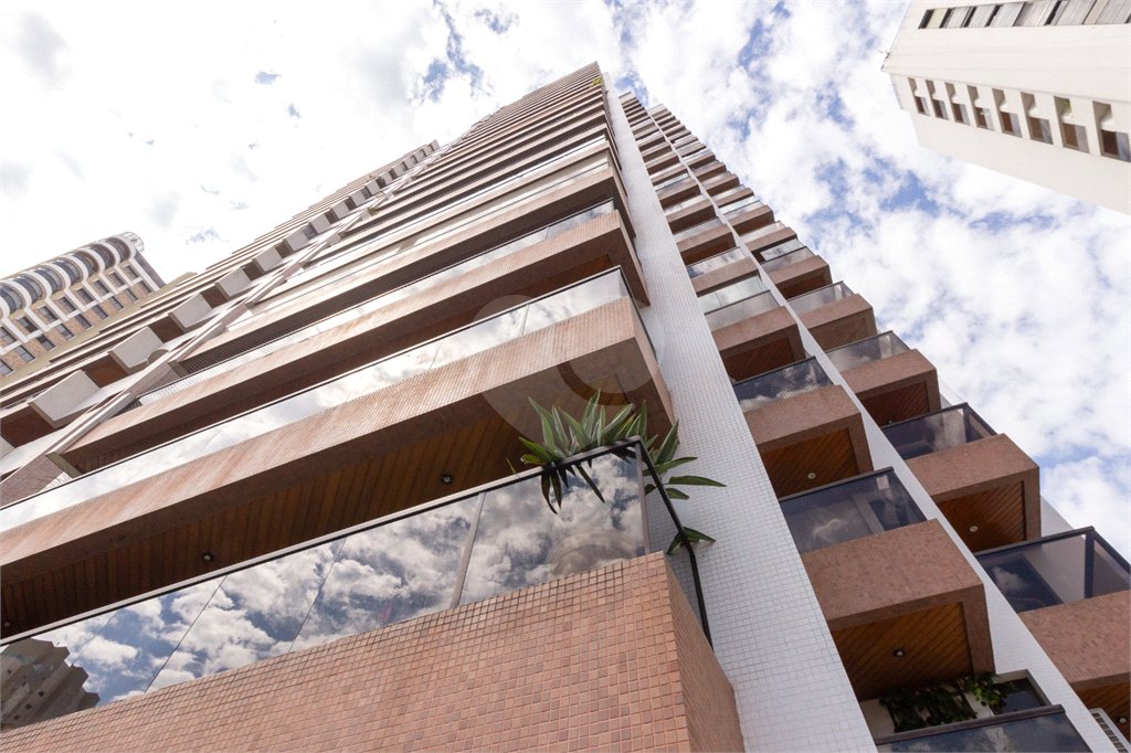 Apartamento à venda com 3 suítes em Santana, São Paulo, SP