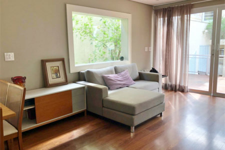 Sobrado à venda com 4 quartos, sendo 1 suíte, em Jardim Novo Mundo, São Paulo, SP