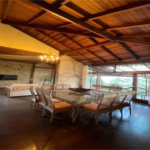 Casa à venda com 3 quartos, sendo 1 suíte,  no condomínio Alpes da Cantareira, Mairiporã - SP
