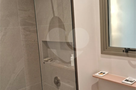 Apartamento à venda com 3 suítes em Moema, São Paulo, SP