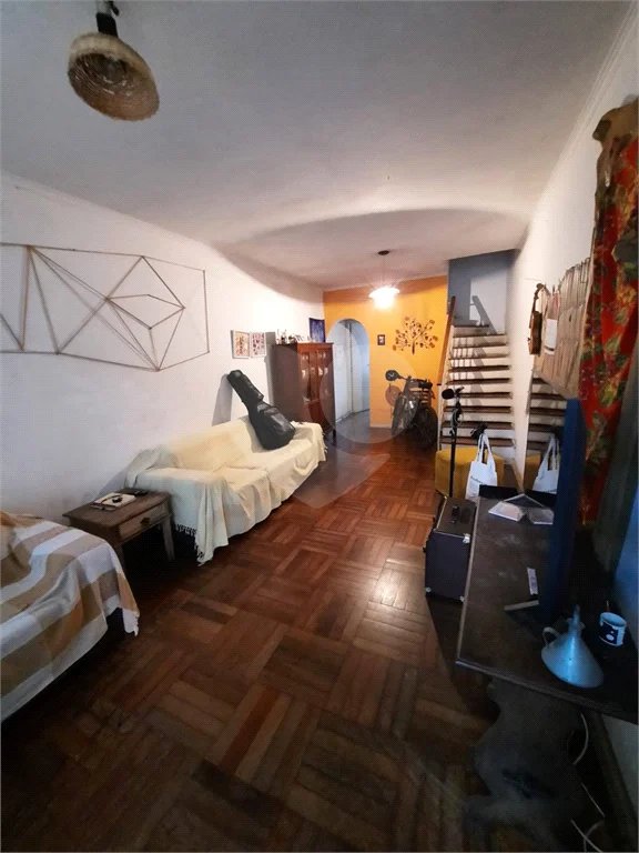 Sobrado à venda com 2 quartos em Granja Julieta, São Paulo, SP