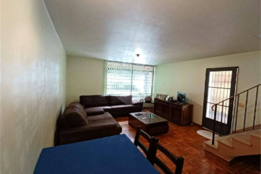 Sobrado à venda com 3 quartos, sendo 1 suíte,  em São Miguel Paulista, São Paulo, SP