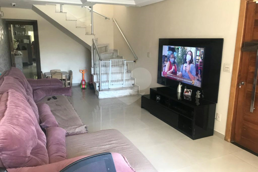 Sobrado à venda com 3 quartos, sendo 1 suíte, em Vila Guilherme, São Paulo, SP