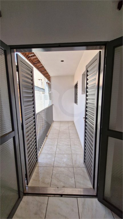 Sobrado à venda com 4 quartos, sendo 1 suíte, em Jardim Hubert, Indaiatuba, SP