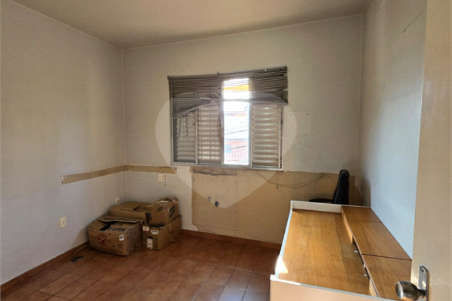 Sobrado à venda com 5 quartos, sendo 1 suíte, em Vila Bonilha, São Paulo, SP