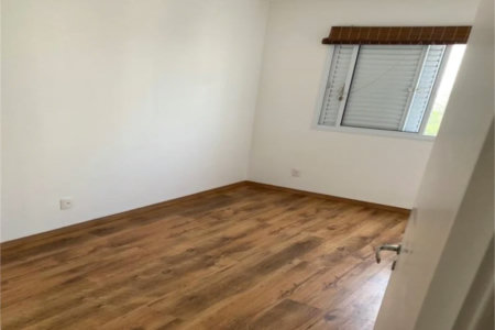 Apartamento à venda com 3 quartos, sendo 1 suíte,  em Vila Andrade, São Paulo, SP