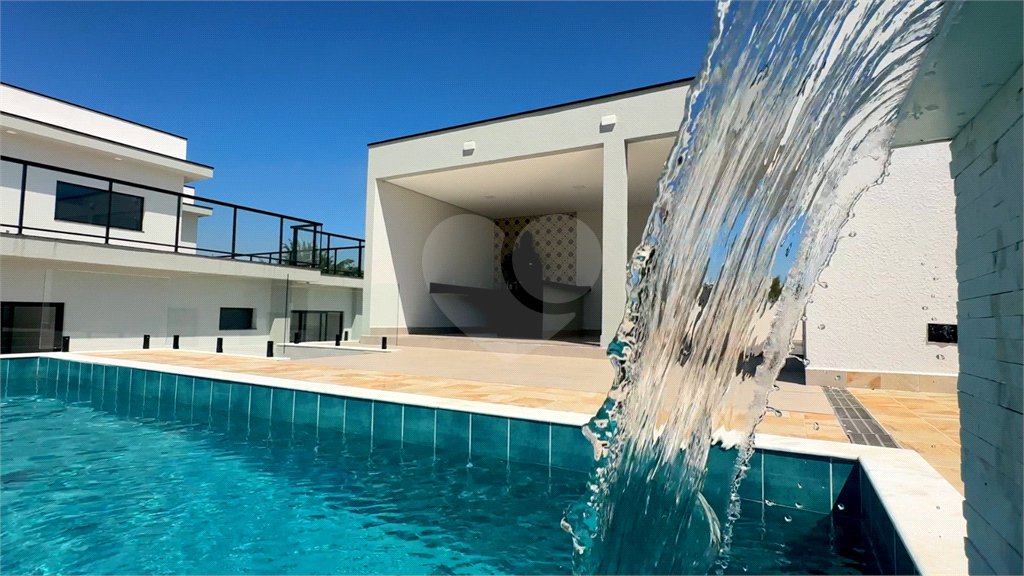 Casa à venda com 5 suítes no condomínio Terras de Mont Serrat, Salto - SP