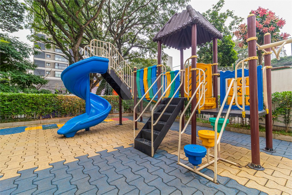 Apartamento à venda com 3 suítes em Vila Olímpia, São Paulo, SP