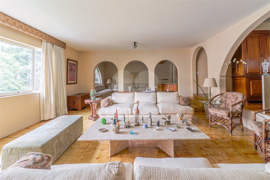 Apartamento à venda com 4 quartos, sendo 2 suítes, em Jardim Paulista, São Paulo, SP