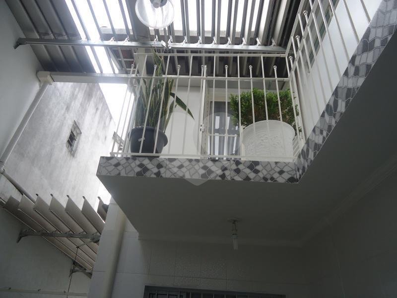 Sobrado à venda com 4 quartos, sendo 3 suítes, em Jardim Floresta, São Paulo, SP