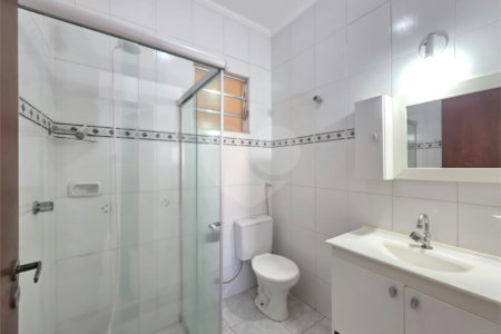 Casa à venda com 3 quartos, sendo 2 suítes, em Jardim Santo Antônio, Valinhos, SP