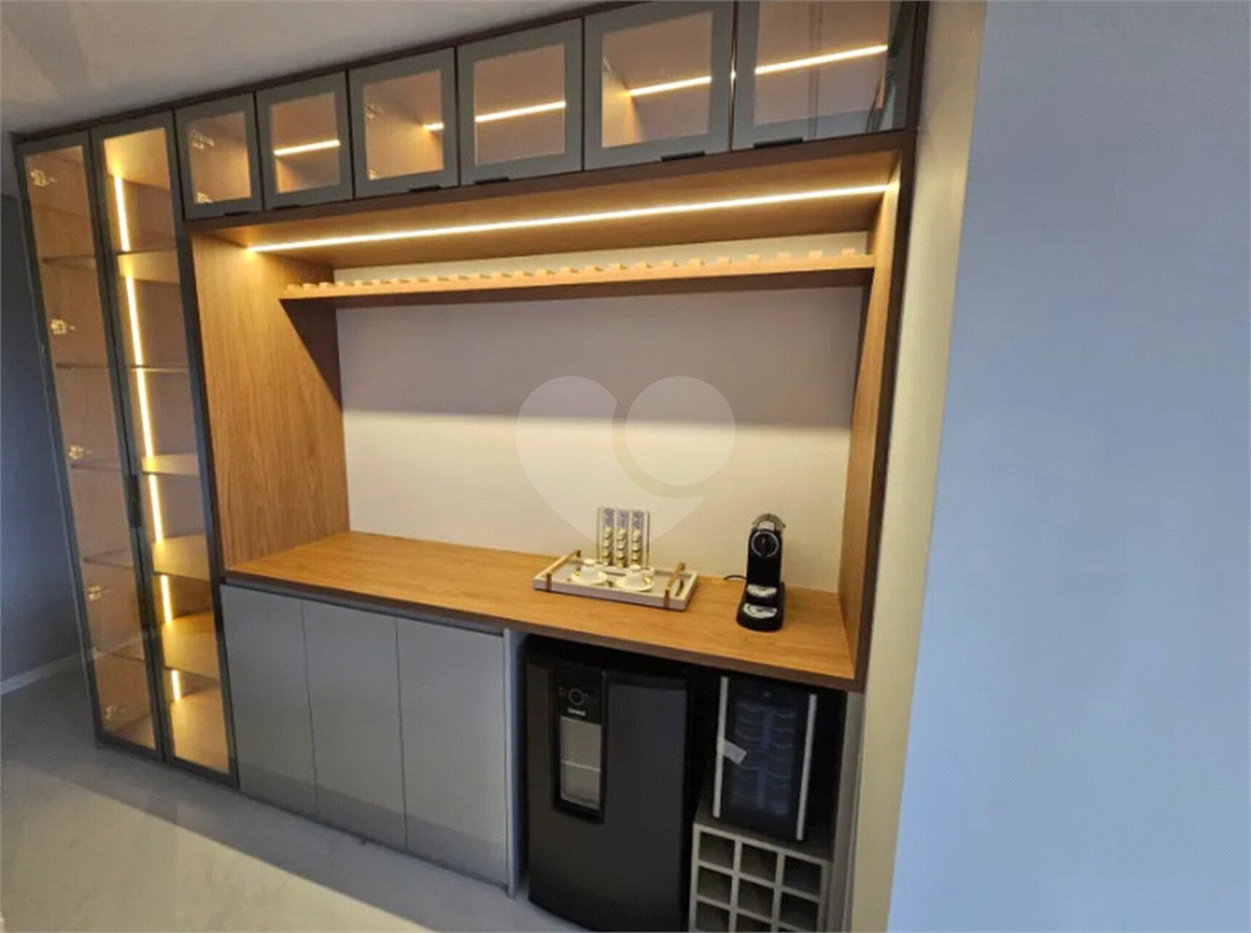 Apartamento à venda com 3 suítes em Jardim Morumbi, São Paulo, SP