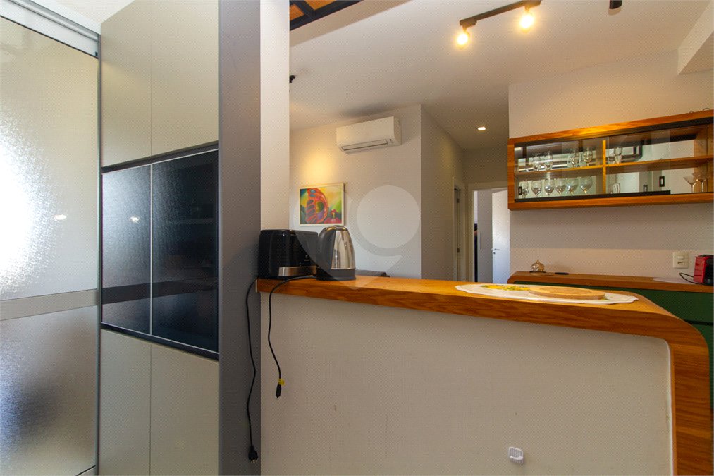 Apartamento para alugar com 2 quartos, sendo 1 suíte, em Pinheiros, São Paulo, SP