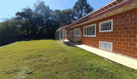 Chácara à venda com 4 quartos, sendo 1 suíte, em Vila Vilma (mailasqui), São Roque, SP