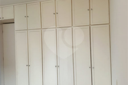APARTAMENTO NO CAMPO BELO 137M² 3 DORMITÓRIOS
