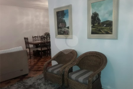 Sobrado à venda com 3 quartos, sendo 1 suíte,  em Vila Paulicéia, São Paulo, SP