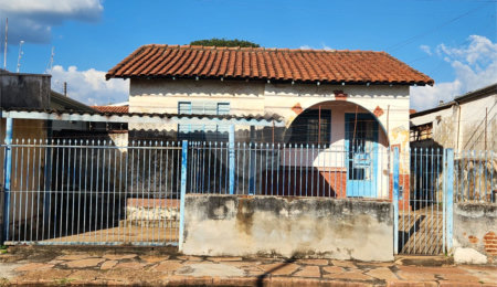 Casa à venda com 4 quartos em Vila Xavier (vila Xavier), Araraquara, SP