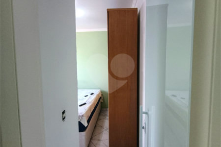 Apartamento à venda com 2 quartos em Chora Menino, São Paulo, SP