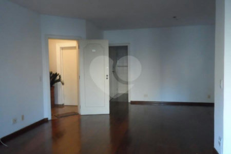 Apartamento à venda com 2 quartos, sendo 1 suíte, em Vila Suzana, São Paulo, SP