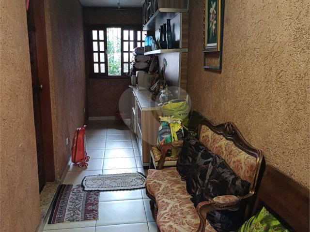 Sobrado à venda com 4 quartos, sendo 1 suíte,  em Tremembé, São Paulo, SP
