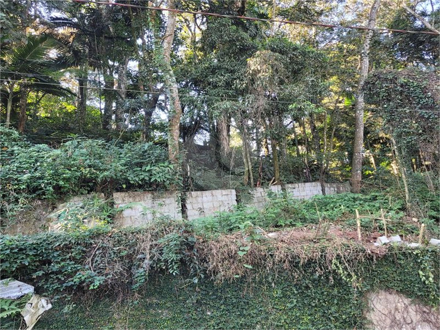Terreno à venda no condomínio Parque Imperial da Cantareira, Mairiporã - SP