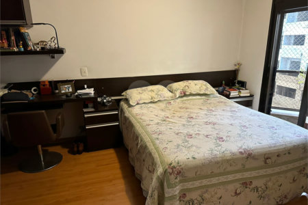 Apartamento à venda com 3 suítes em Vila Olímpia, São Paulo, SP