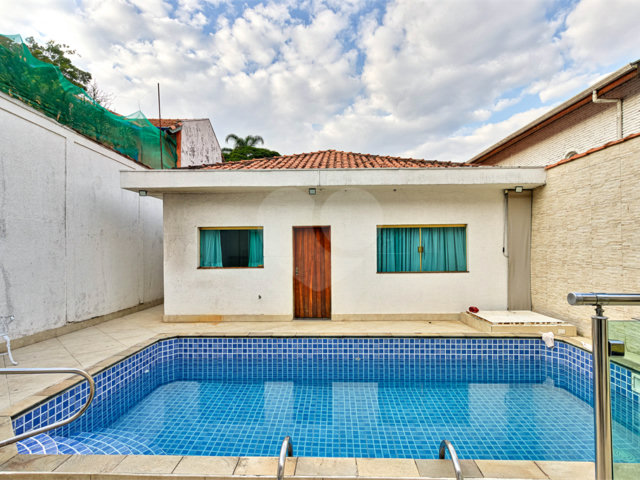 Casa para alugar com 3 quartos, sendo 2 suítes,  em Jardim Petrópolis, São Paulo, SP