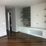 Apartamento à venda ou para alugar com 3 suítes em Moema, São Paulo, SP