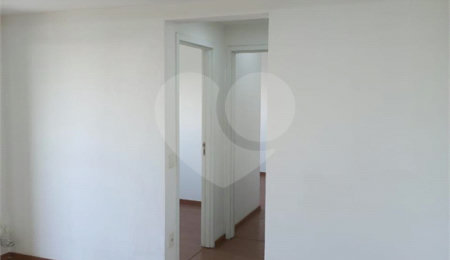 Apartamento à venda com 2 quartos, sendo 1 suíte,  em Liberdade, São Paulo, SP