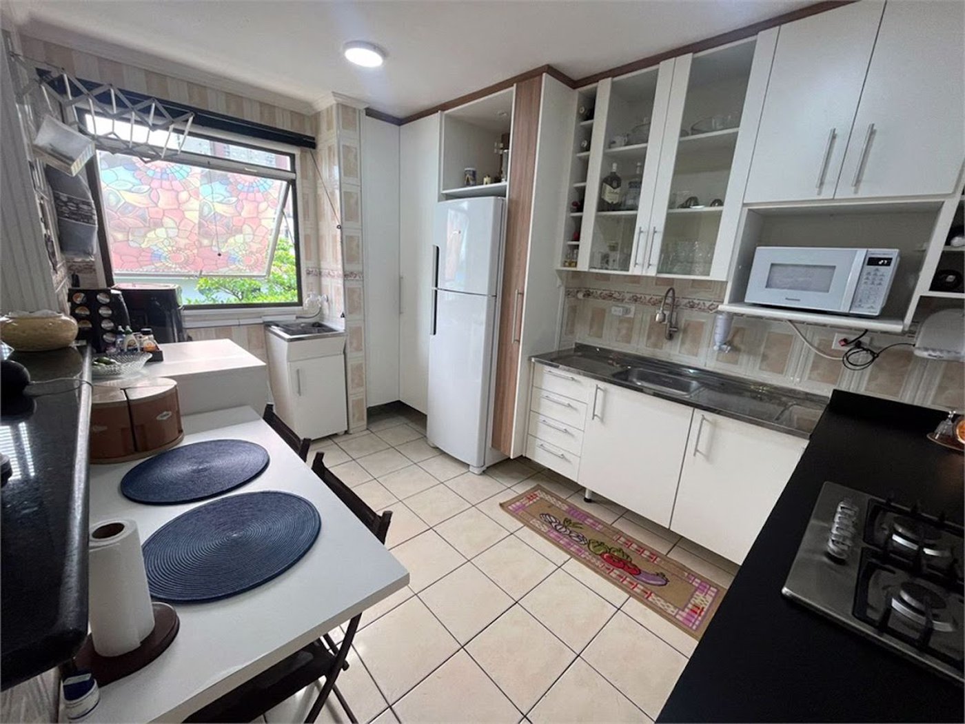 Apartamento com 2 dormitórios à venda, 64 m² por R$ 360.000,00 - Jardim Praiano - Guarujá/SP