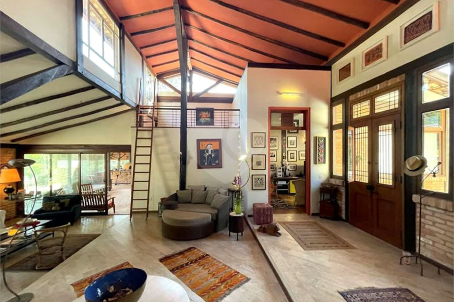 Casa à venda com 4 suítes no condomínio Jardim Mediterrâneo, Cotia - SP