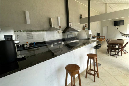 Casa à venda com 4 suítes no condomínio Aruã Lagos, Mogi das Cruzes - SP