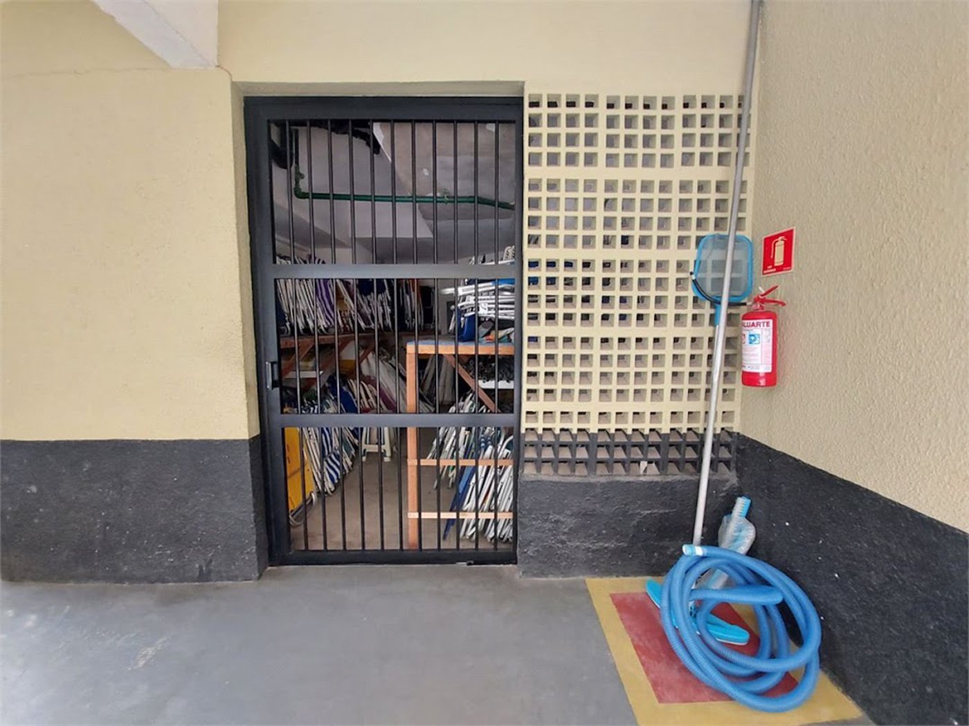 Apartamento à venda, 85 m² por R$ 680.000,00 - Jardim Las Palmas - Guarujá/SP