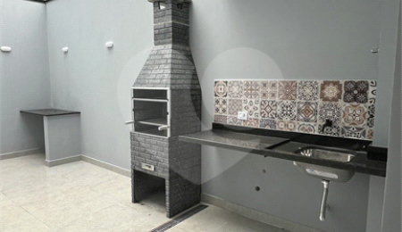 Sobrado à venda com 3 quartos, sendo 1 suíte,  em Vila Bela Vista (zona Norte), São Paulo, SP